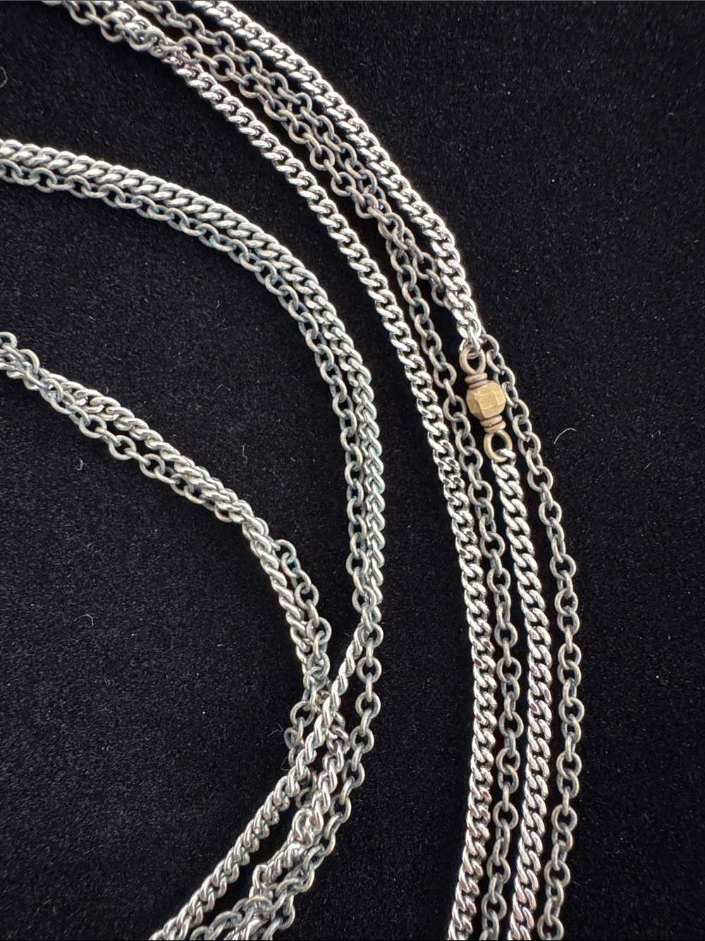 Presh Sari Pendant Necklace with Elegant Long Chain - Picture 6 of 9